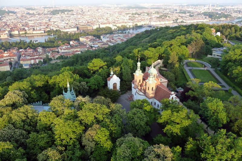 Flat 18 Minutes From Vaclavske Namesti Prága Kültér fotó